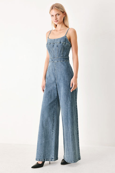 rock-your-denim-jumpsuit-sophias-style-3