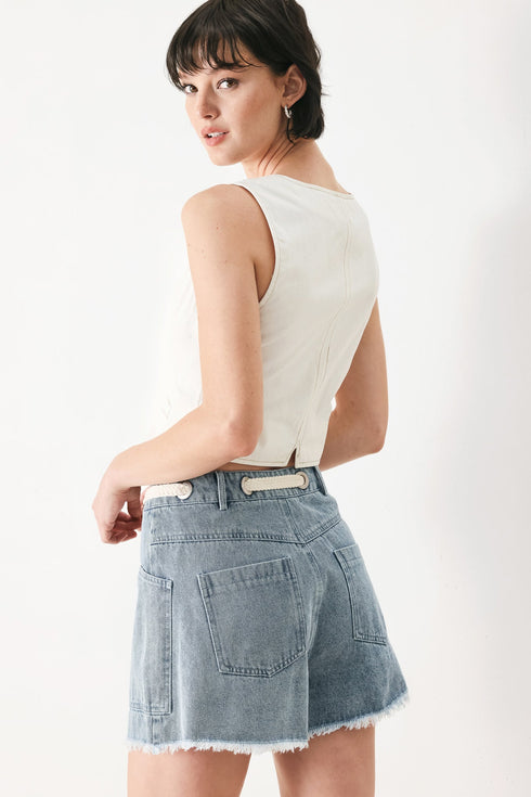 beach-day-denim-shorts-sophias-style-6
