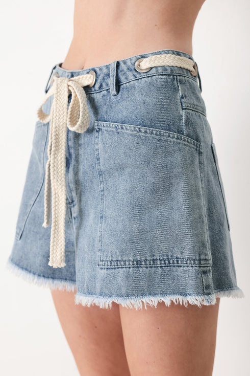 beach-day-denim-shorts-sophias-style-5