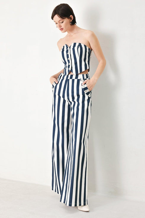 navy-blossom-woven-pants-flying-tomato-sophias-style-4