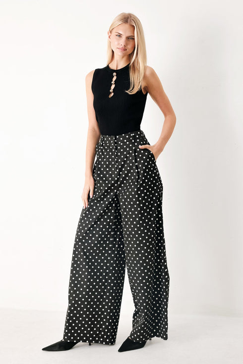 forever-chic-polka-woven-pants-sophias-style-5