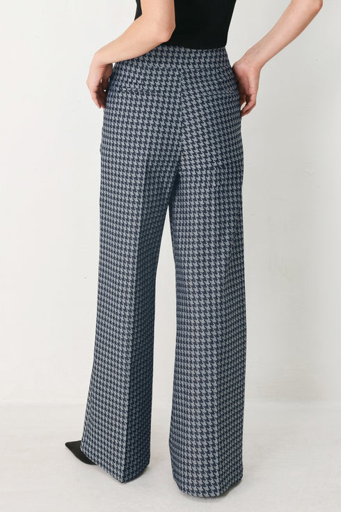 noir-society-woven-wide-leg-pants-flying-tomato-sophias-style-7