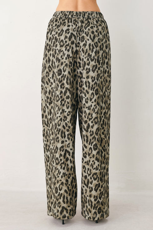 leopard-luxe-woven-pants-sophias-style-6