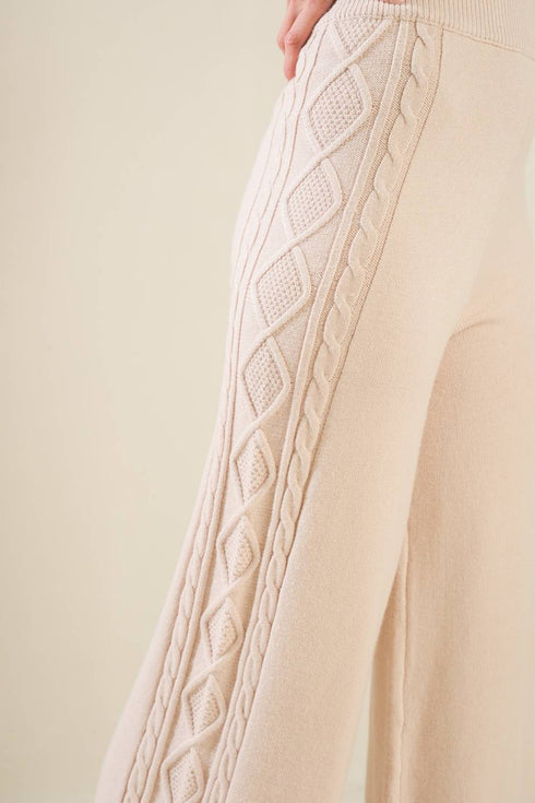 hold-your-gaze-sweater-knit-pants Flying Tomato-Sophia's Style-4