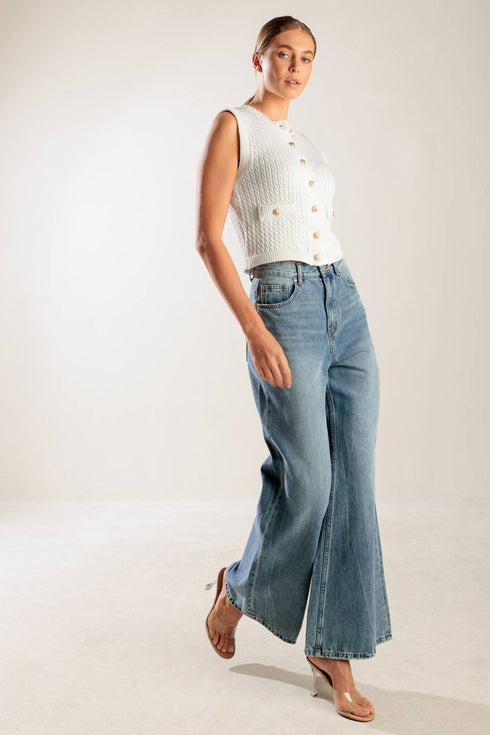 nothing-like-it-white-knit-vest Flying Tomato-Sophia's Style-7