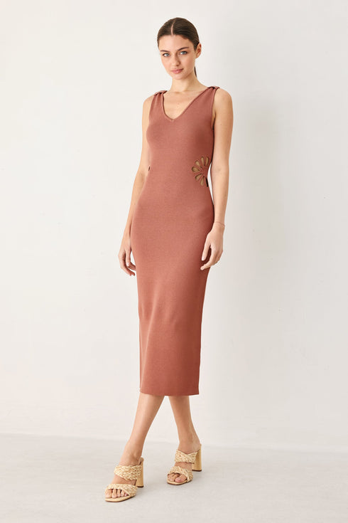 modern-bloom-sweater-midi-dress-flying-tomato-sophias-style-10