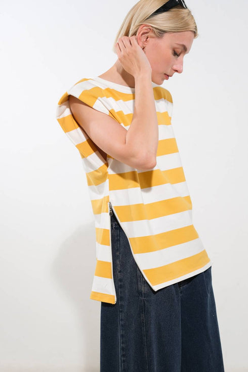 this-isnt-goodbye-knit-top Flying Tomato-Sophia's Style-5