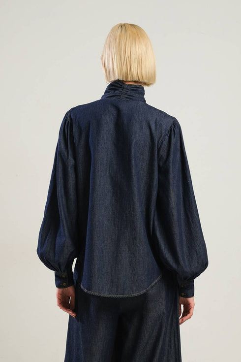 there-in-my-mind-chambray-top Flying Tomato-Sophia's Style-2