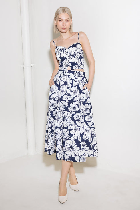 plain-optimism-navy-woven-crop-top Flying Tomato-Sophia's Style-6