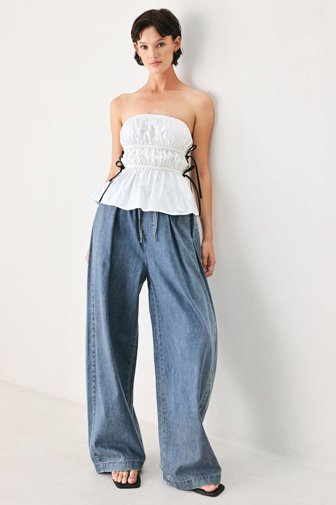 beach-club-woven-strapless-top-flying-tomato-sophias-style-3