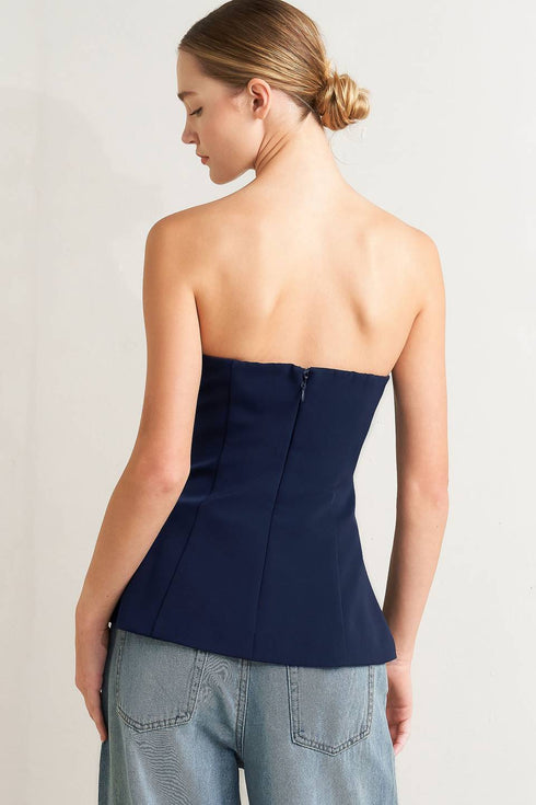 noir-contour-woven-top-sophias-style-13