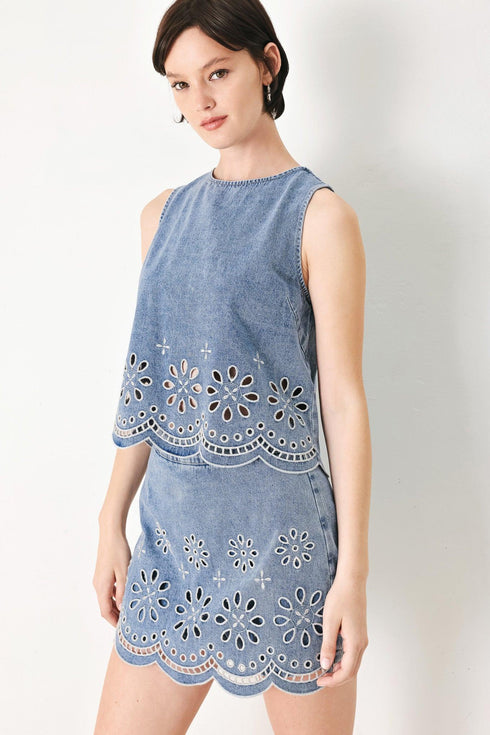 floral-love-denim-top-flying-tomato-sophias-style-6
