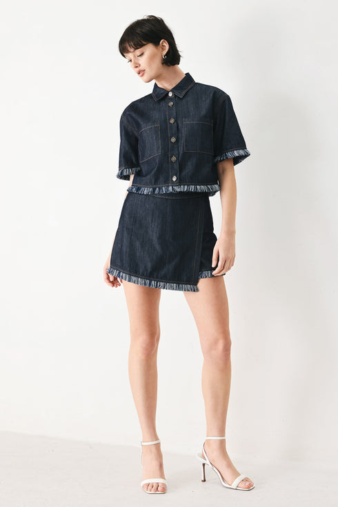 power-soft-woven-crop-jacket-sophias-style-2