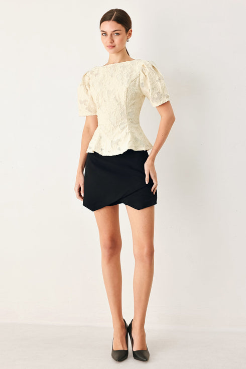 pretty-bloom-woven-jacquard-top-flying-tomato-sophias-style-2