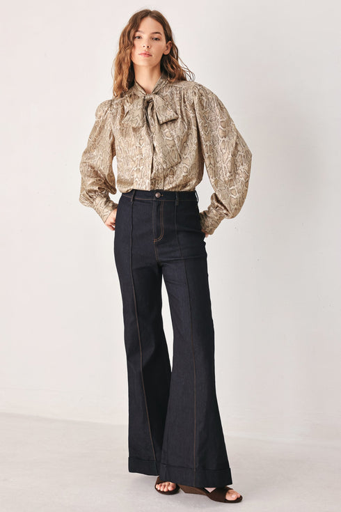 serpentine-taupe-snakeskin-woven-top-sophias-style-2