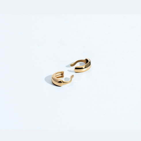 gabrielle-gold-ear-cuff-Sophia's StyleEarrings-1