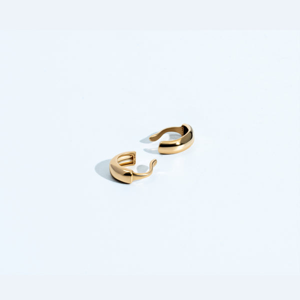 gabrielle-gold-ear-cuff-Sophia's StyleEarrings-1