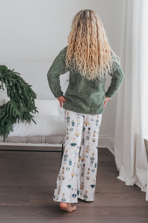 green-chenille-nutcracker-bell-pant-set-oopsie-daisy-sophias-style-7