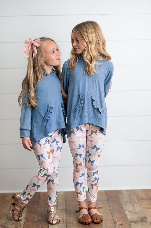 hi-lo-bow-pant-set-oopsie-daisy-sophias-style-2