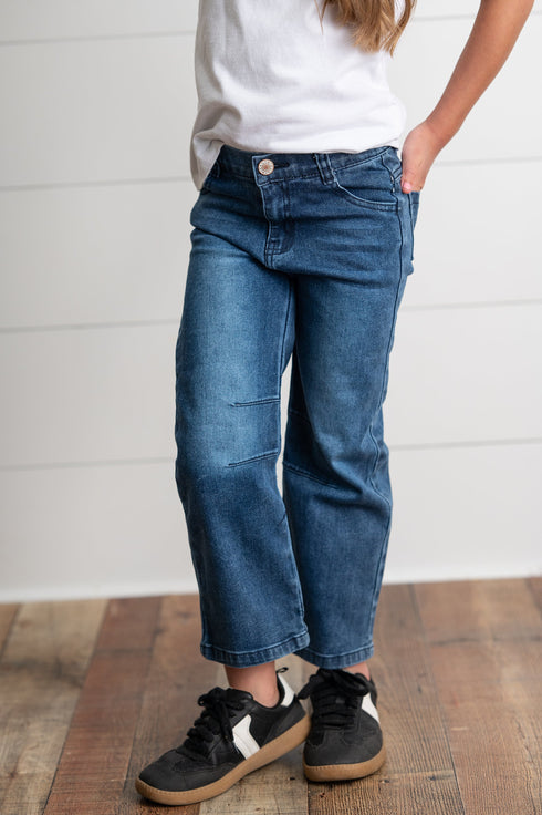 wide-leg-denim-jeans-oopsie-daisy-sophias-style-8