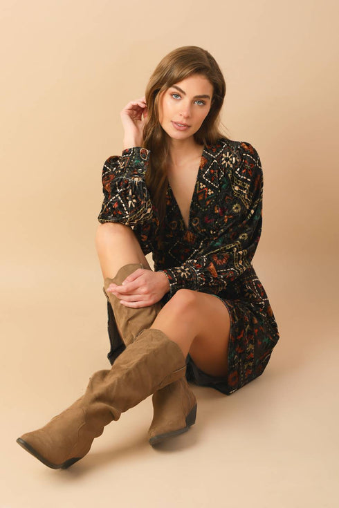 finding-myself-velvet-woven-mini-dress Flying Tomato-Sophia's Style-6