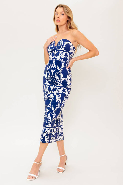 where-my-heart-is-contouring-midi-dress Flying Tomato-Sophia's Style-3