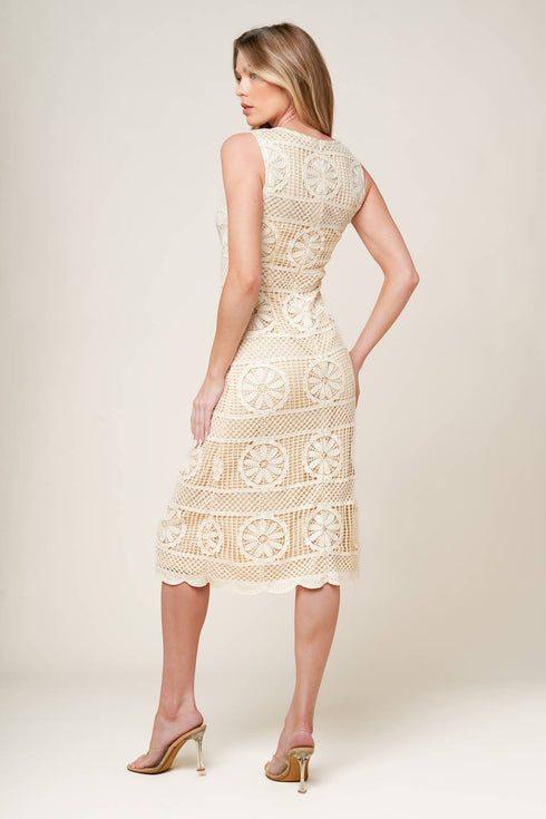 prettiest-energy-cream-lace-midi-dress Flying Tomato-Sophia's Style-2