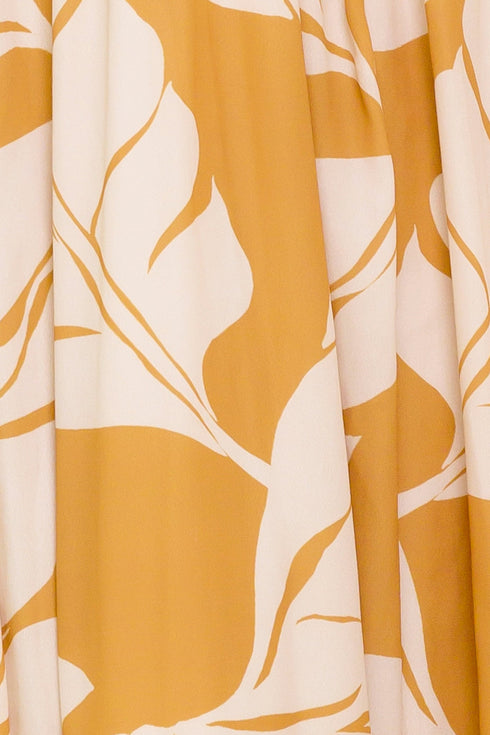 heart-of-hydrangea-woven-maxi-dress Flying Tomato-Sophia's Style-7