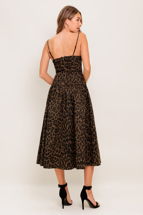 walk-soft-strike-strong-leopard-woven-midi-dress Flying Tomato-Sophia's Style-2