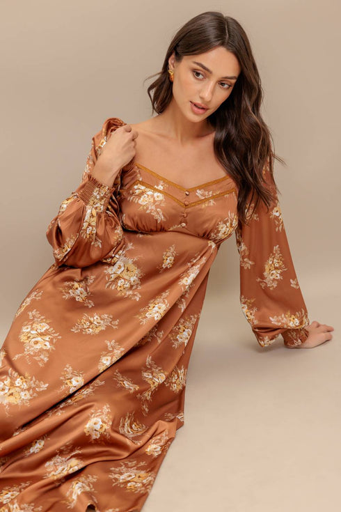 english-garden-woven-midi-dress-flying-tomato-sophias-style-2