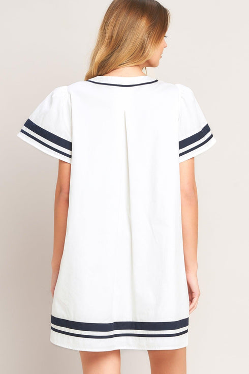 weekend-in-the-hamptons-woven-mini-dress-flying-tomato-sophias-style-2