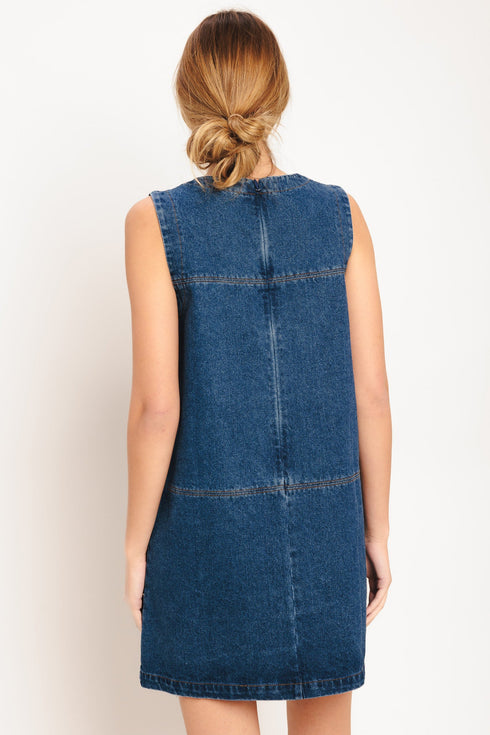 laidback-chic-denim-shift-dress-sophias-style-2