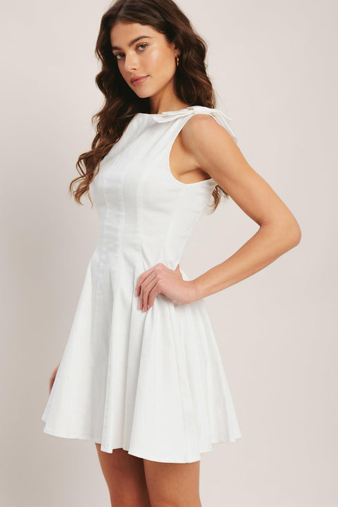 elegant-moment-woven-mini-dress-flying-tomato-sophias-style-4