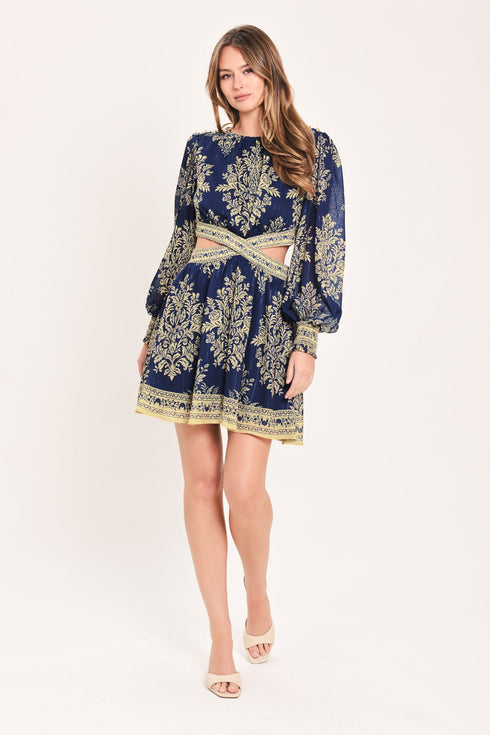 palace-garden-fantasy-woven-mini-dress-flying-tomato-sophias-style-2