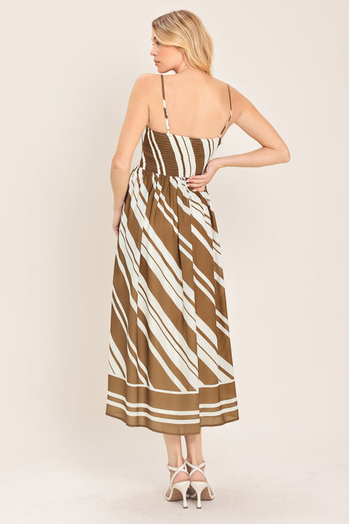 sahara-waves-woven-midi-dress-flying-tomato-sophias-style-6