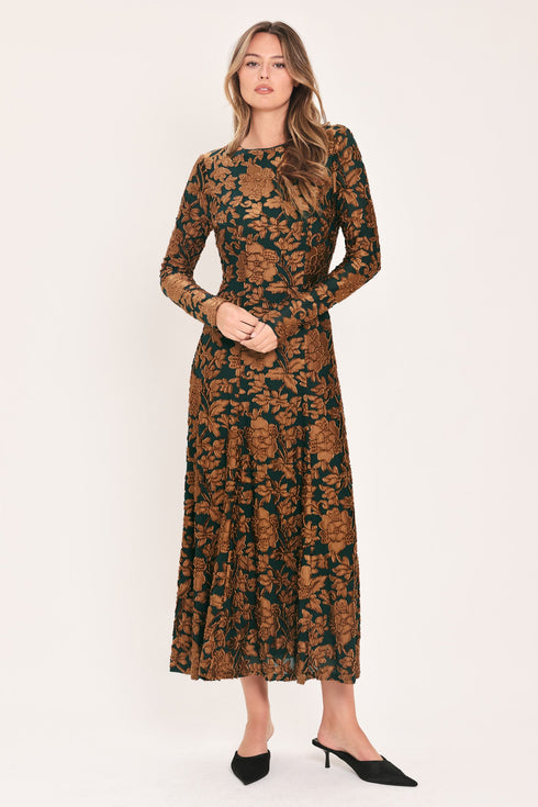 emerald-enchantment-kelly-green-burnout-velvet-maxi-dress-flying-tomato-sophias-style-6