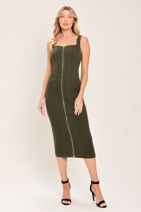 modern-cargo-chic-woven-twill-midi-dress-flying-tomato-sophias-style-2