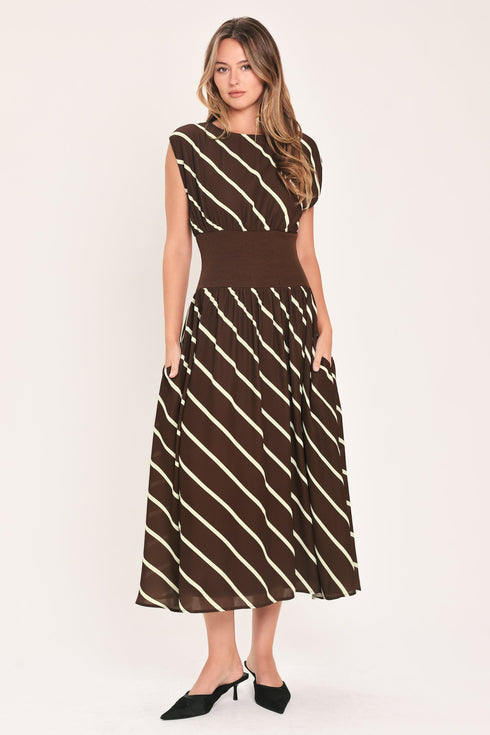 autumn-in-paris-printed-midi-dress-flying-tomato-sophias-styleDRESSES-1