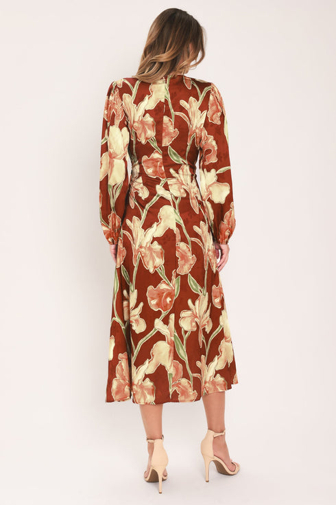 falling-for-you-faux-wrap-midi-dress-flying-tomato-sophias-style-7