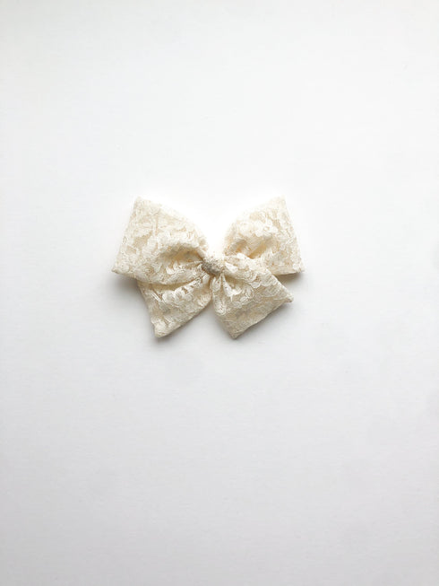 ivory-lace-pinwheel Boosh Baby - Sophia's Style-1