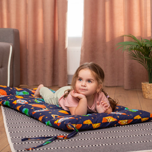 climbing-arch-cushion-woodandhearts-Sophia's Style-Pillow-1