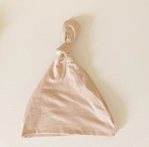 swaddle-blanket-and-hat-set-sand-Sophia's Style-3