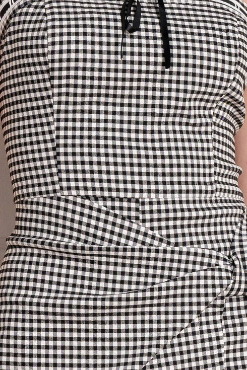 chase-your-dreams-woven-romper Flying Tomato-Sophia's Style-7