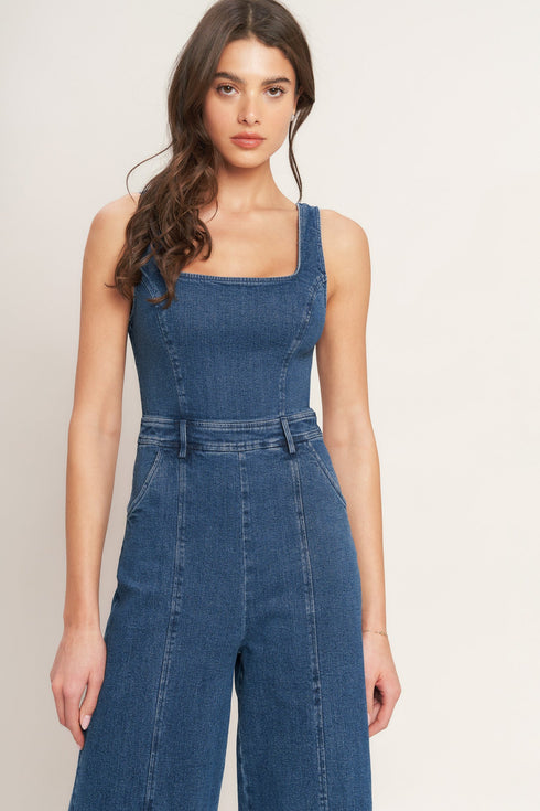 desk-to-dinner-ready-denim-jumpsuit-flying-tomato-Sophia's Style-4