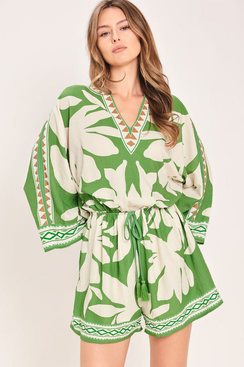 vacation-mode-woven-romper-flying-tomato-sophias-style-4