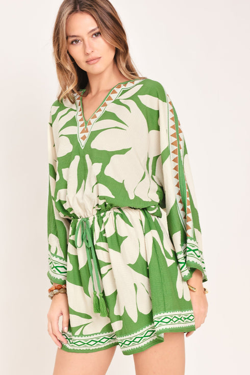 vacation-mode-woven-romper-flying-tomato-sophias-style-5