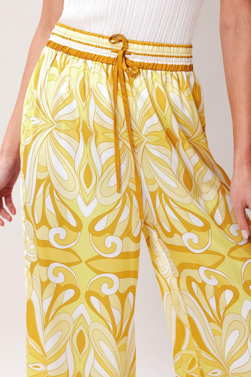 golden-swirl-woven-pants-flying-tomato-sophias-style-4
