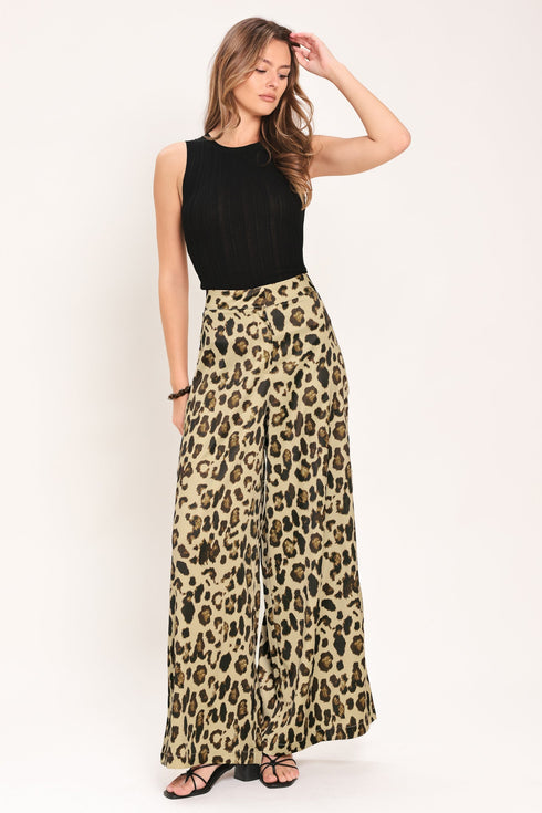 jungle-glam-woven-wide-leg-pants-sophias-style-4
