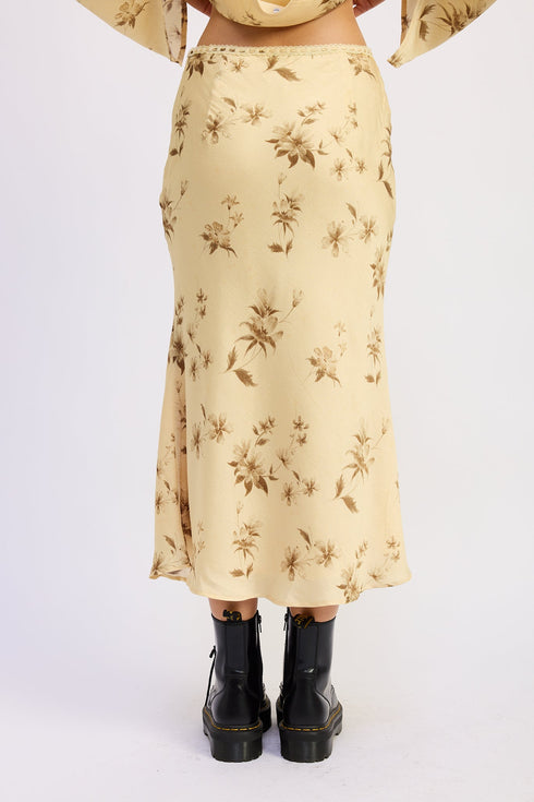 niamh-midi-skirt-emory-park-sophias-style-3