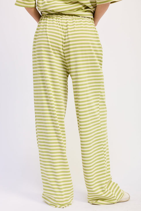 nerina-striped-pants-with-elastic-waistband-emory-park-sophias-style-7